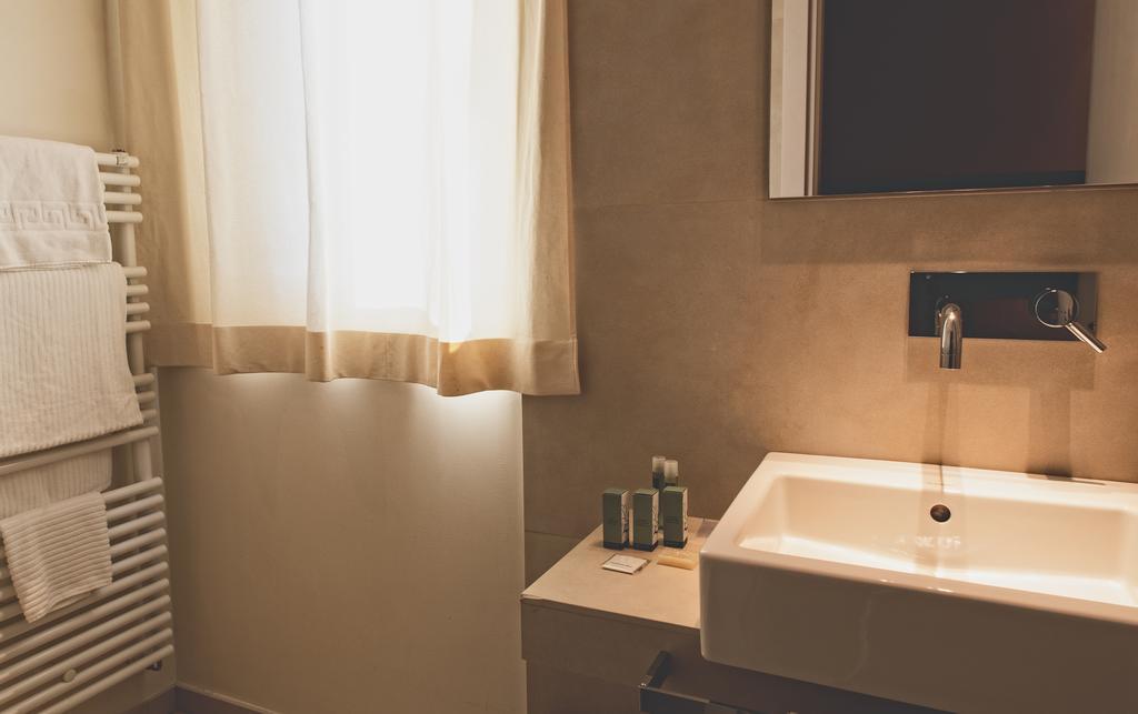 Hotel Country House La Radice Civitanova Marche Habitación foto