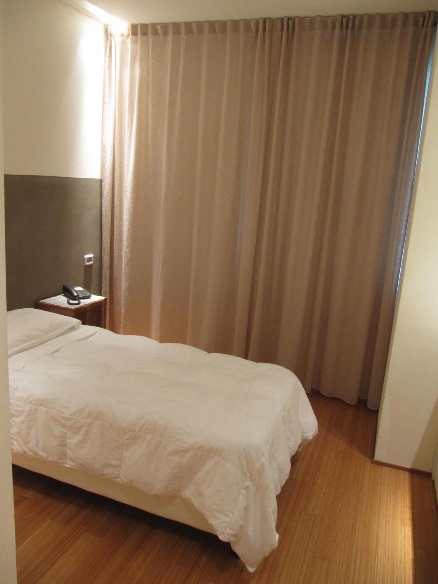 Hotel Country House La Radice Civitanova Marche Habitación foto